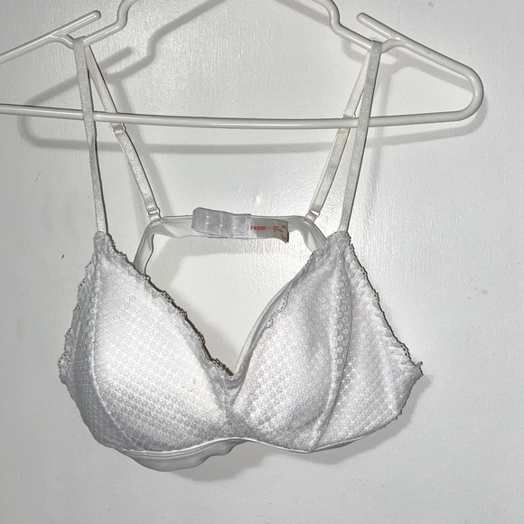 Joe Fresh Bra (no wire) - Picture 1 of 3